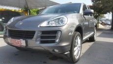 Photo for Porsche Cayenne S 4.8 V8 FACELIFT (αεραναρτηση)!!