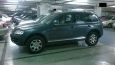 Photo for Volkswagen Touareg 4.2 - V8