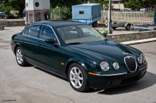 Photo for Jaguar S-Type sport